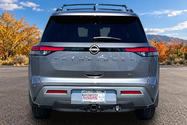 New 2026 Nissan Pathfinder SL w/ SL Premium Package FWD image 4