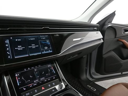 Used 2022 Audi Q8 Premium w/ Convenience Package image 13