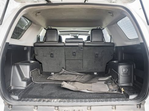 Used 2022 Toyota 4Runner SR5 Premium image 11