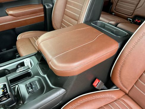 Used 2024 GMC Sierra 1500 Denali Ultimate image 21