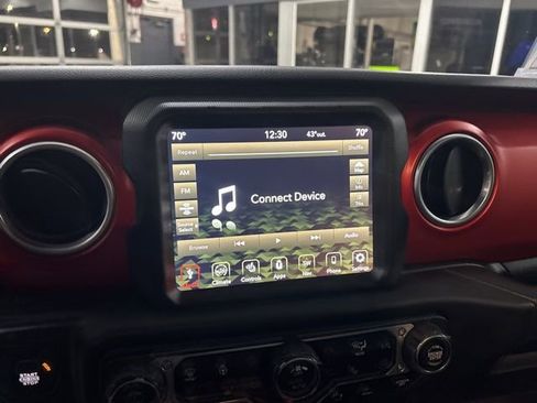 Used 2020 Jeep Gladiator Rubicon image 23