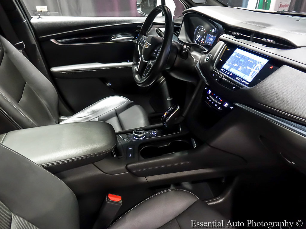 Used 2024 Cadillac XT5 Premium Luxury w/ LPO, Floor Liner Package AWD/4WD image 32