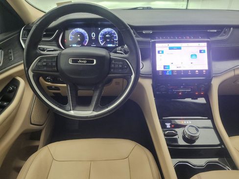 Used 2021 Jeep Grand Cherokee L Limited AWD/4WD image 22