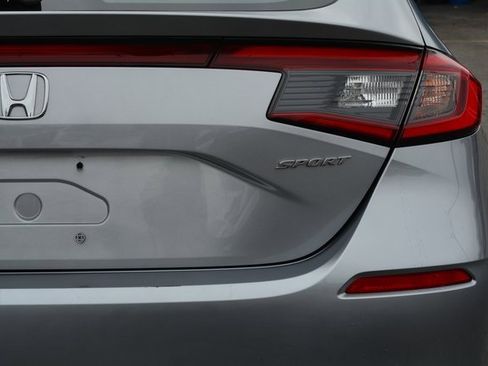 Used 2024 Honda Civic Sport image 9