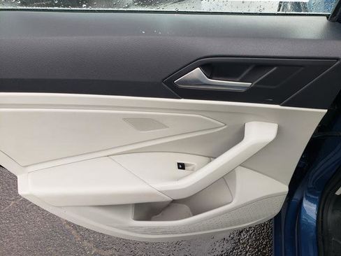 Used 2019 Volkswagen Jetta S w/ Driver Assistance Package image 13