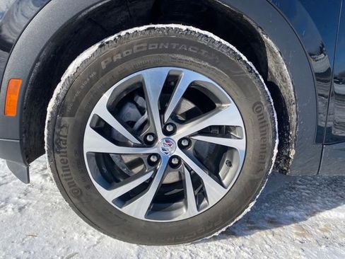 Used 2023 Buick Envision Essence image 21