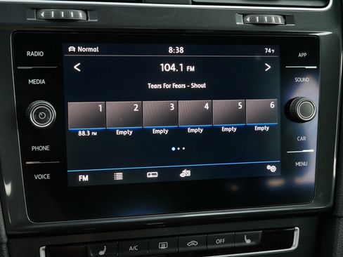 Used 2019 Volkswagen Golf Alltrack SE image 22