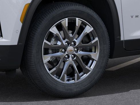 New 2026 Chevrolet Traverse LT w/ Enhanced Driving Package image 34