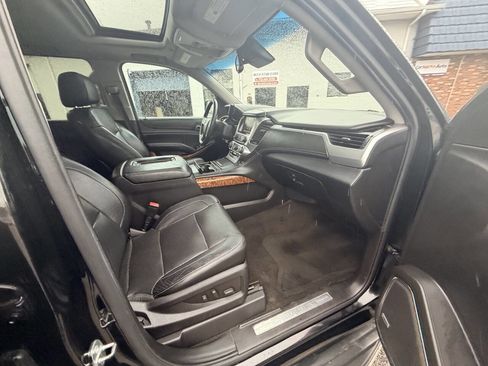 Used 2015 Chevrolet Suburban LTZ AWD/4WD image 34