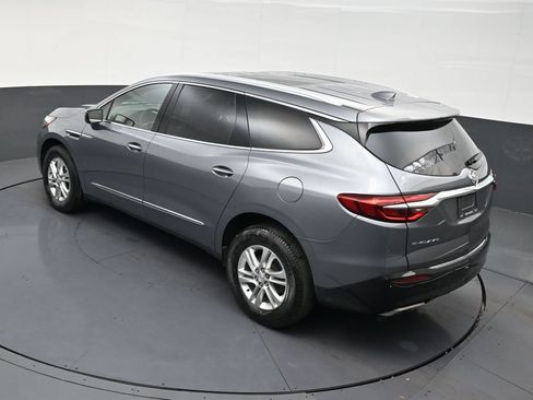 Used 2020 Buick Enclave Essence w/ Sound and Sites Package FWD image 13