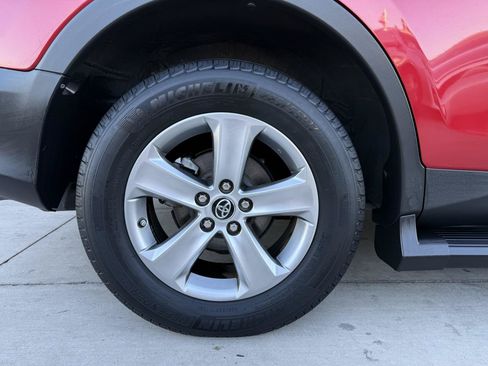Used 2015 Toyota RAV4 XLE FWD image 10