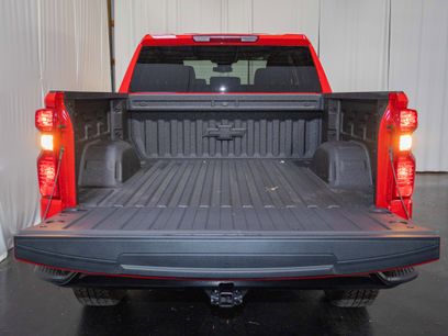 New 2026 Chevrolet Silverado 1500 Custom Trail Boss w/ LPO, Dark Essentials Package