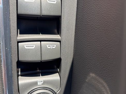 Used 2024 Chevrolet Silverado 1500 LT image 16