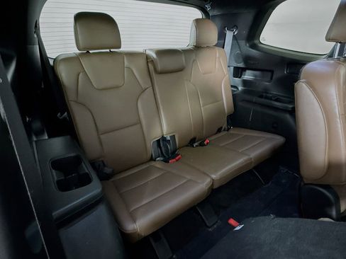 Used 2022 Kia Telluride SX w/ SX Prestige Package AWD/4WD image 29
