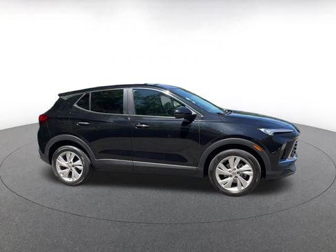 Used 2025 Buick Encore GX Preferred image 2