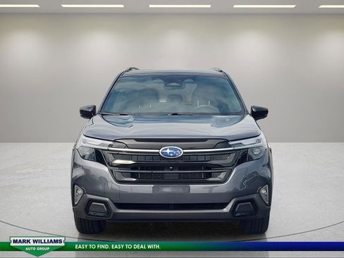 Used 2025 Subaru Forester Touring w/ Touring Package AWD/4WD image 9