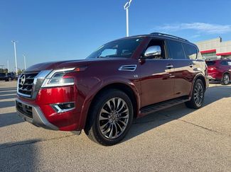 Used 2022 Nissan Armada Platinum w/ Captain's Chairs Package RWD video 2