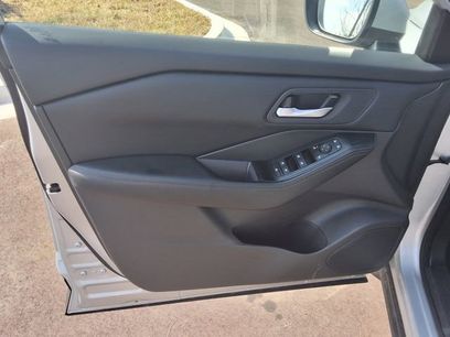 Used 2024 Nissan Rogue SV