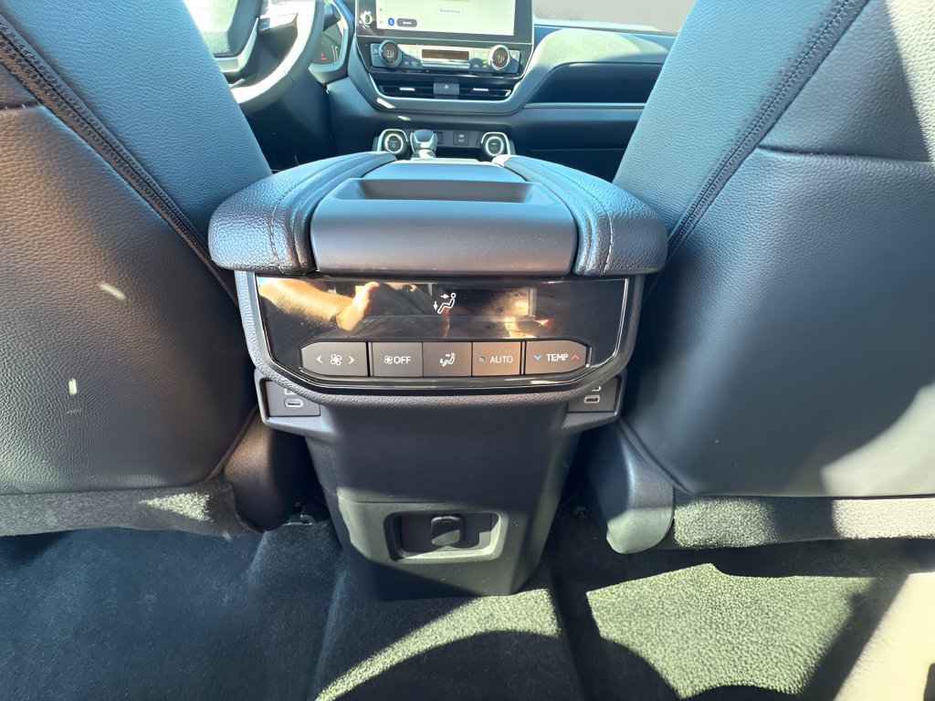 Used 2026 Toyota Grand Highlander XLE FWD image 11