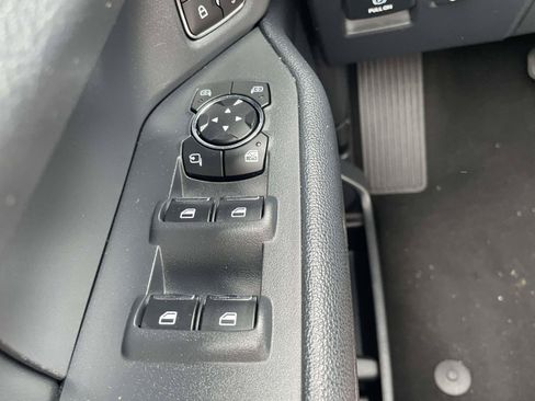 Used 2024 Ford Expedition XLT RWD image 23