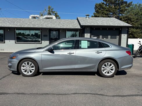 Used 2025 Chevrolet Malibu LT FWD image 8