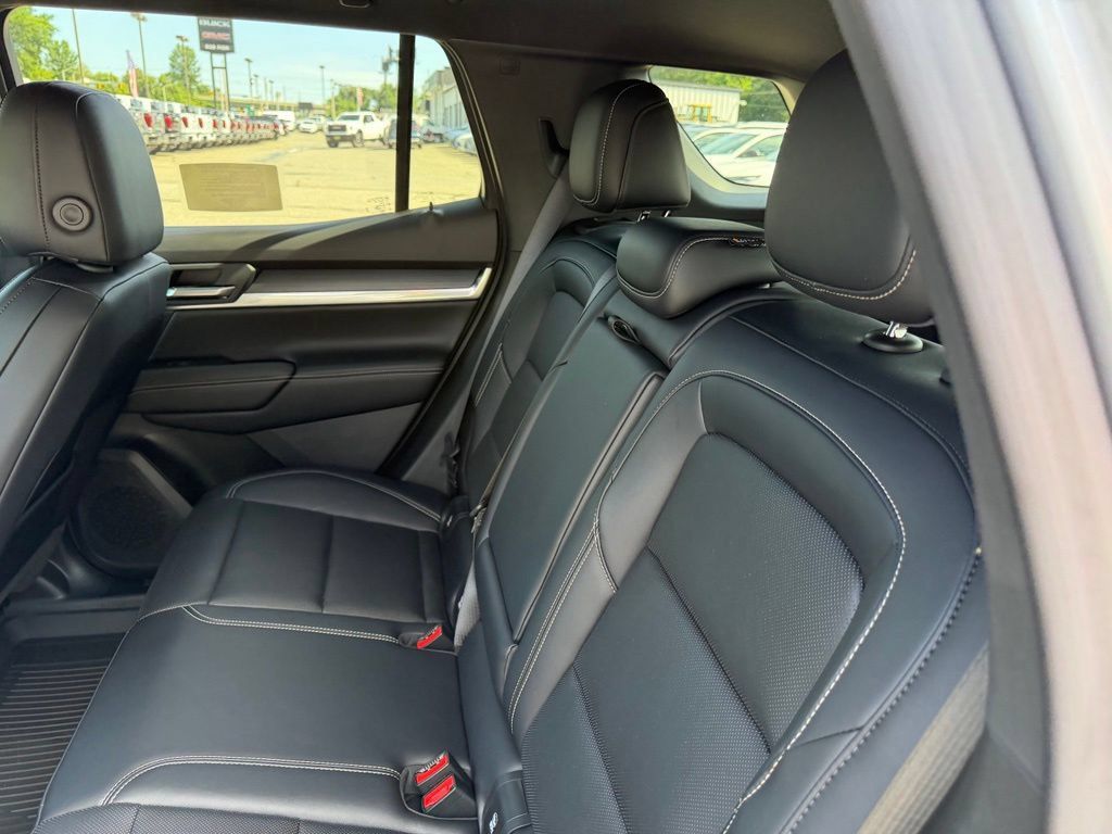 New 2027 GMC Terrain Elevation w/ Elevation Premium Package AWD/4WD image 8