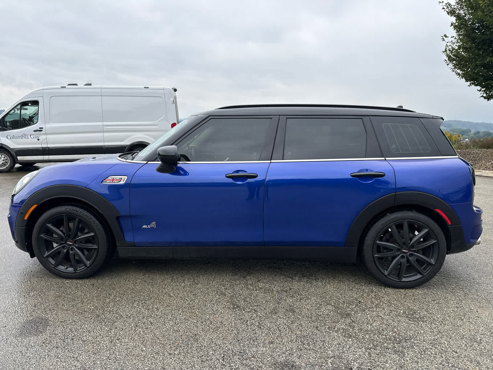 Used 2021 MINI Cooper Clubman S w/ Driver Assistance Package AWD/4WD image 2