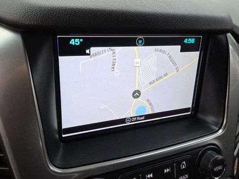 Used 2019 Chevrolet Suburban LT image 48