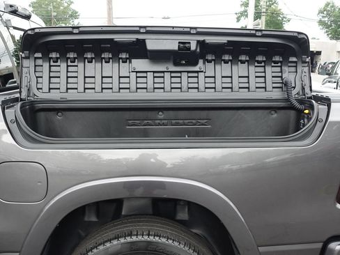 Used 2023 RAM 1500 Limited AWD/4WD image 11