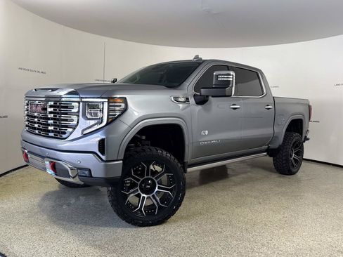 Used 2024 GMC Sierra 1500 Denali w/ Denali Reserve Package AWD/4WD image 1