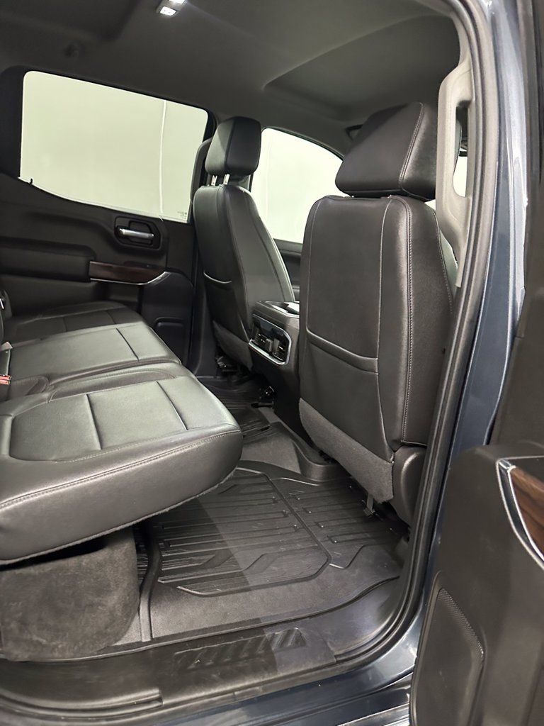 Used 2022 GMC Sierra 1500 SLT w/ SLT Premium Plus Package AWD/4WD image 36