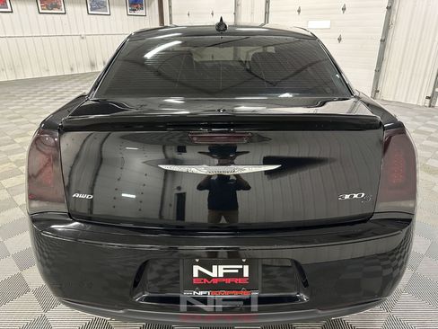 Used 2016 Chrysler 300 S AWD/4WD image 9