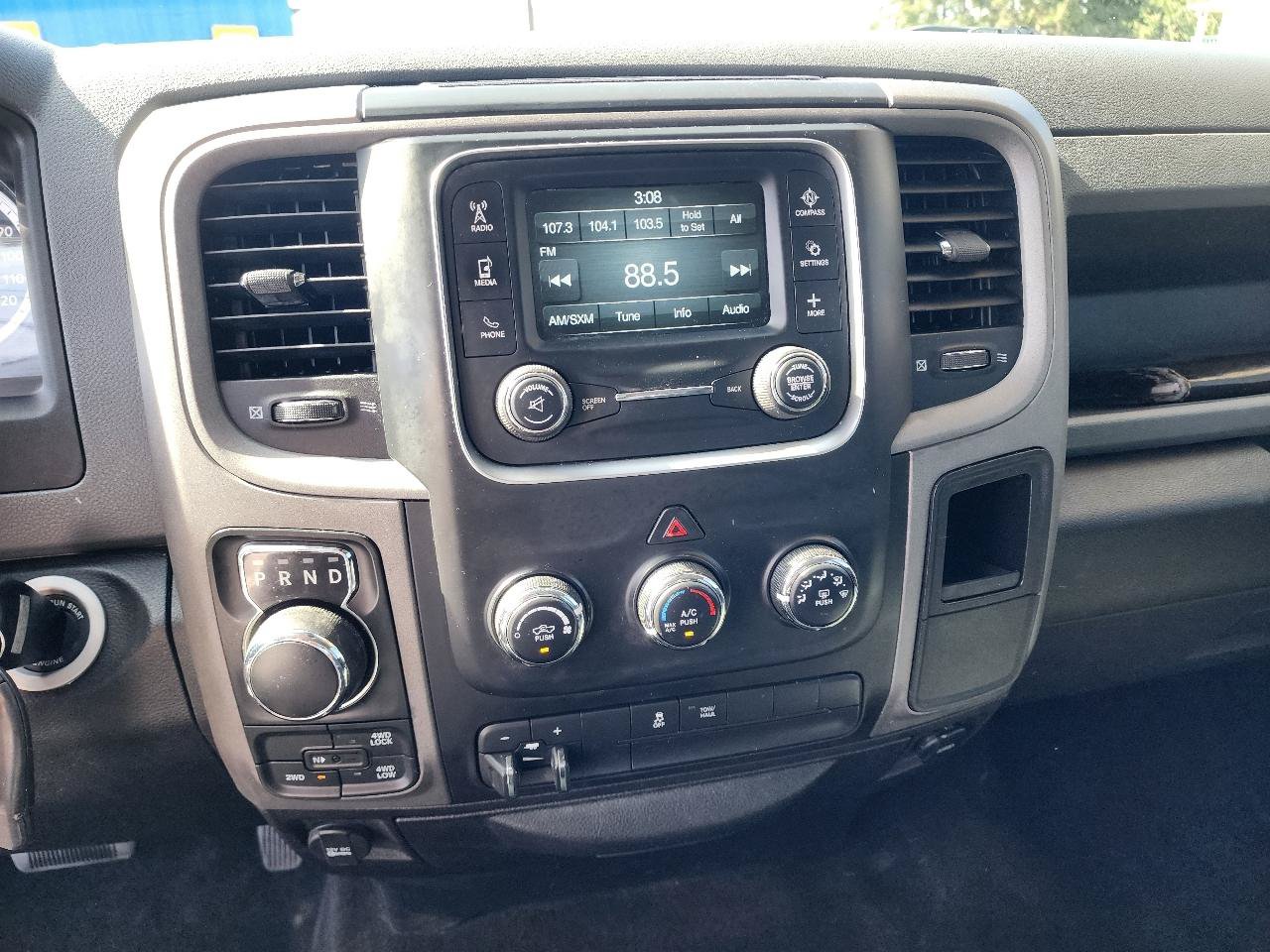 Used 2015 RAM 1500 Express AWD/4WD image 15