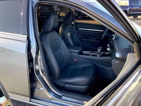 Used 2022 Nissan Altima 2.5 SL image 9