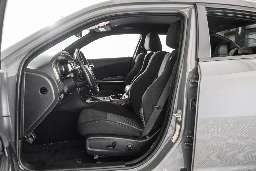 Used 2023 Dodge Charger Scat Pack RWD image 3