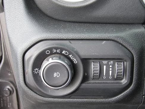 Used 2020 Jeep Wrangler Unlimited Rubicon w/ Quick Order Package 28Y Recon AWD/4WD image 32