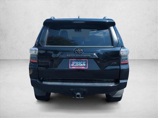 Used 2018 Toyota 4Runner SR5 RWD image 7