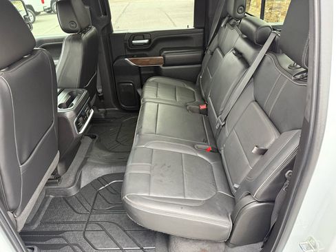 Used 2021 Chevrolet Silverado 2500 High Country image 15