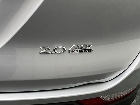 Used 2016 Lincoln MKC Select w/ Select Plus Package image 34