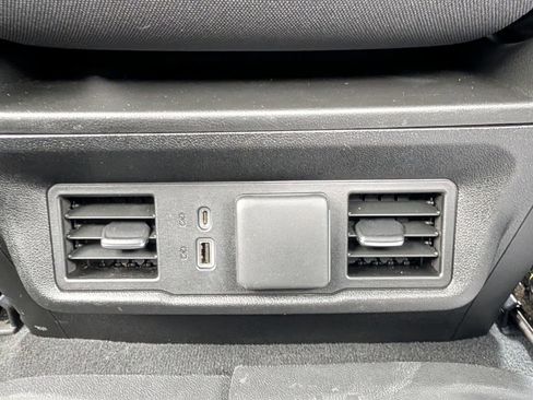 Used 2023 GMC Sierra 1500 SLE AWD/4WD image 33