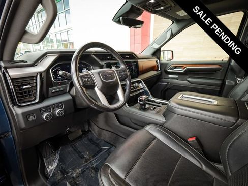 Used 2022 GMC Sierra 1500 Denali w/ Denali Reserve Package AWD/4WD image 12