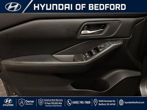 Used 2024 Nissan Rogue SV AWD/4WD image 13