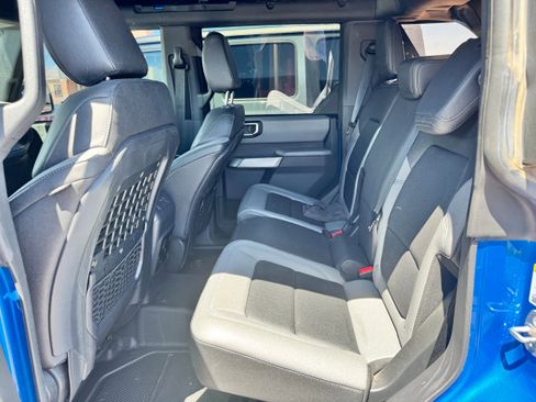 Used 2023 Ford Bronco Black Diamond image 21
