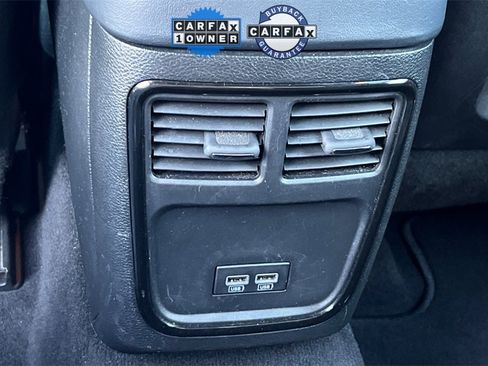 Used 2023 Chrysler 300 S image 19