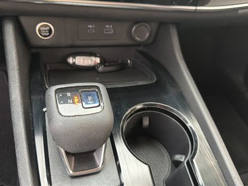 Used 2021 Nissan Rogue S FWD image 22