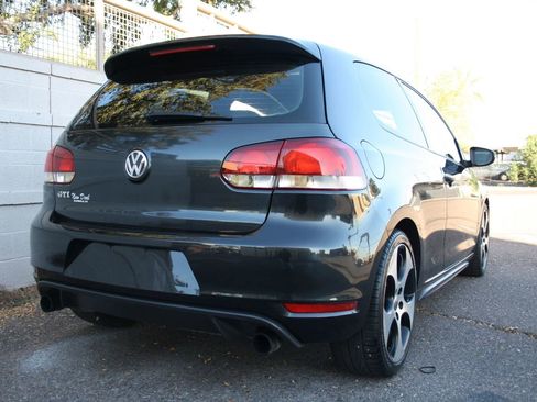 Used 2012 Volkswagen GTI 2.0T 2-Door image 5