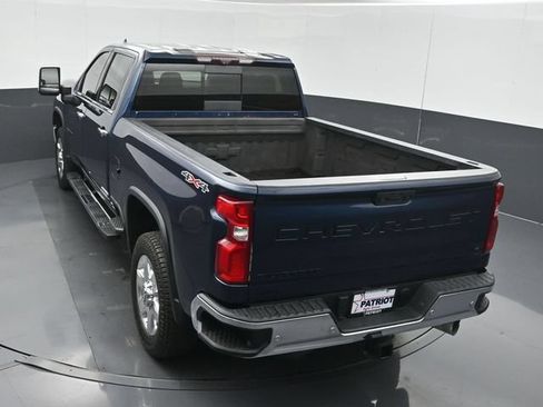 Used 2020 Chevrolet Silverado 2500 LTZ w/ LTZ Premium Package AWD/4WD image 41