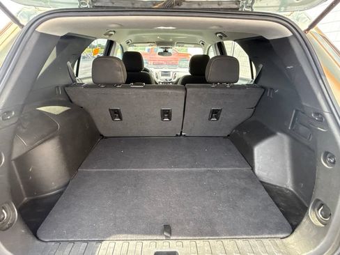 Used 2022 Chevrolet Equinox LT FWD image 30