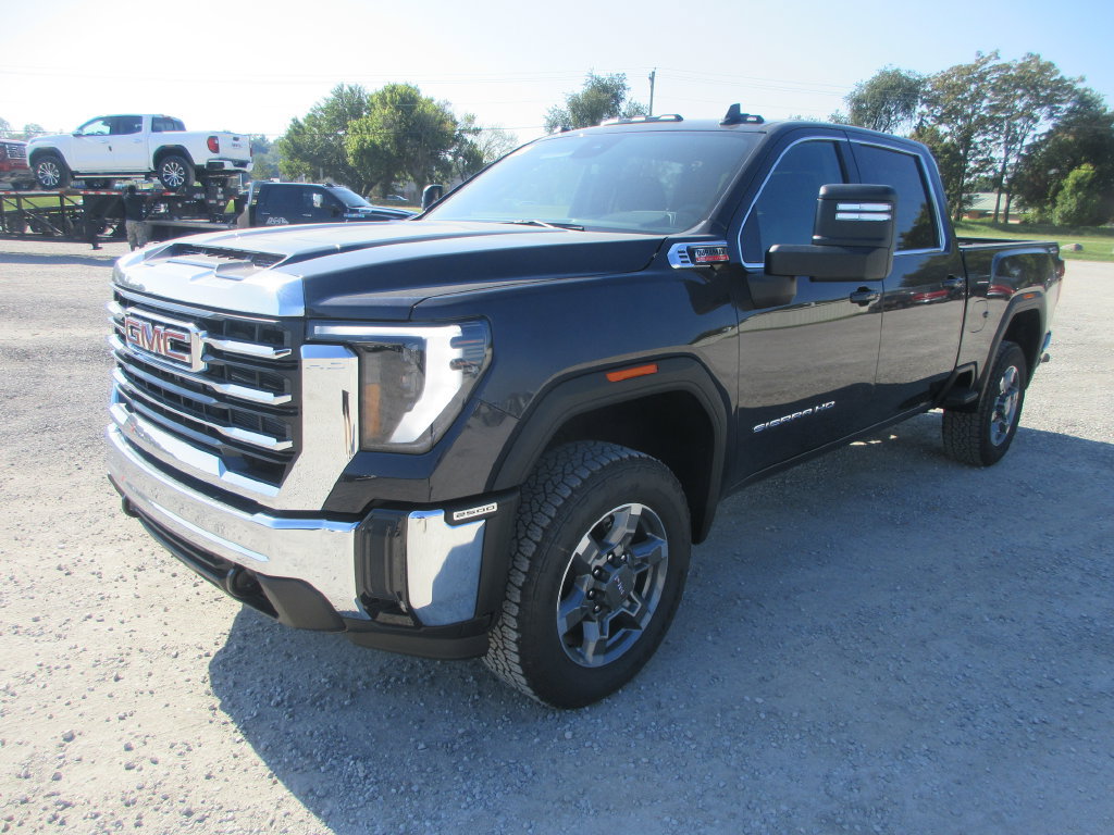 New 2026 GMC Sierra 2500 SLE w/ SLE Value Package; AWD/4WD image 10