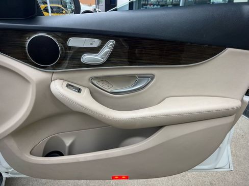 Used 2019 Mercedes-Benz C 300 Sedan image 33